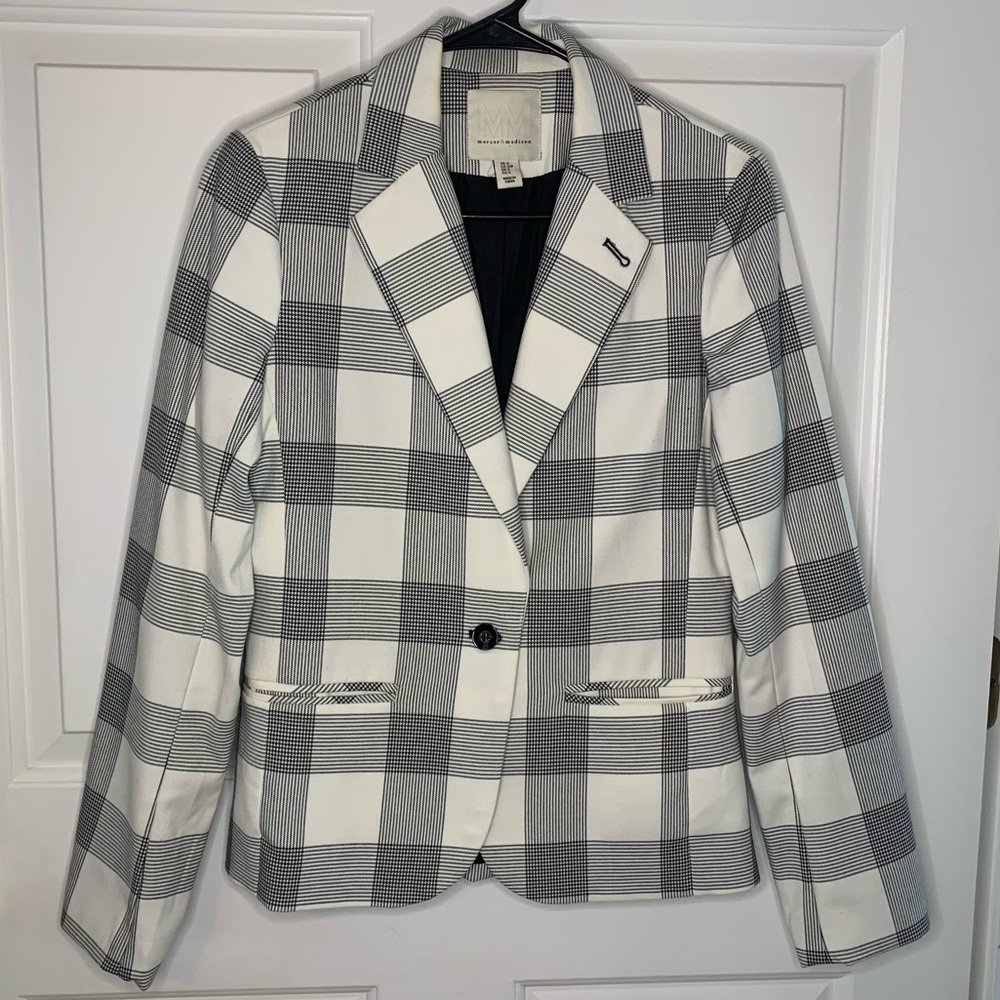Women’s Blazer
